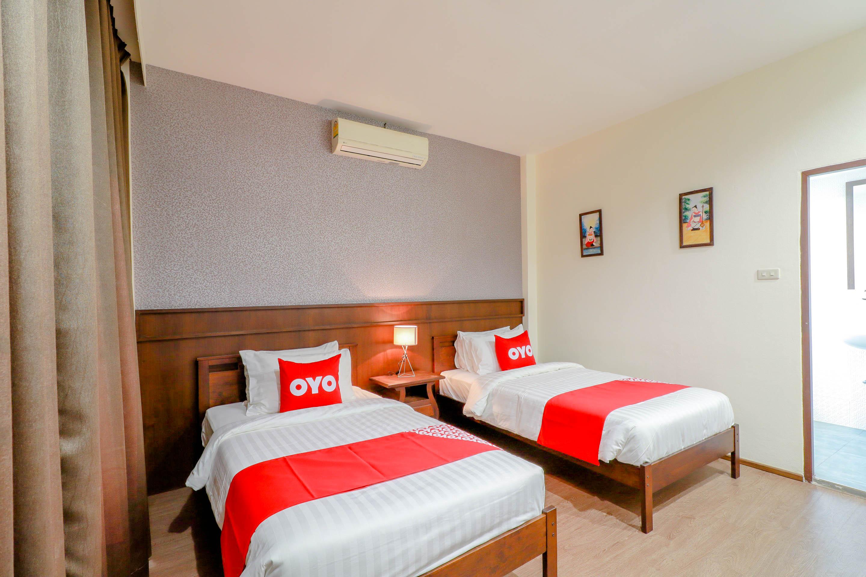 Oyo 557 Tong House