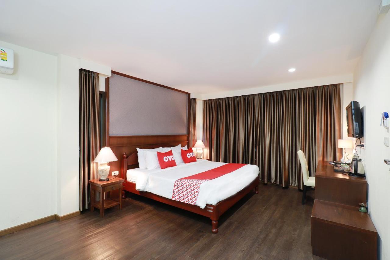 Oyo 557 Tong House Hotel